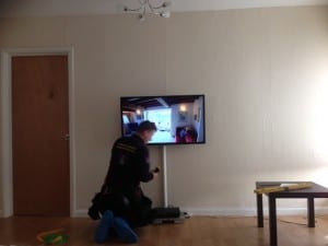 Flat Screen Tv Wall Mounting. Www.andysaerials.com Photo - Andys Aerials